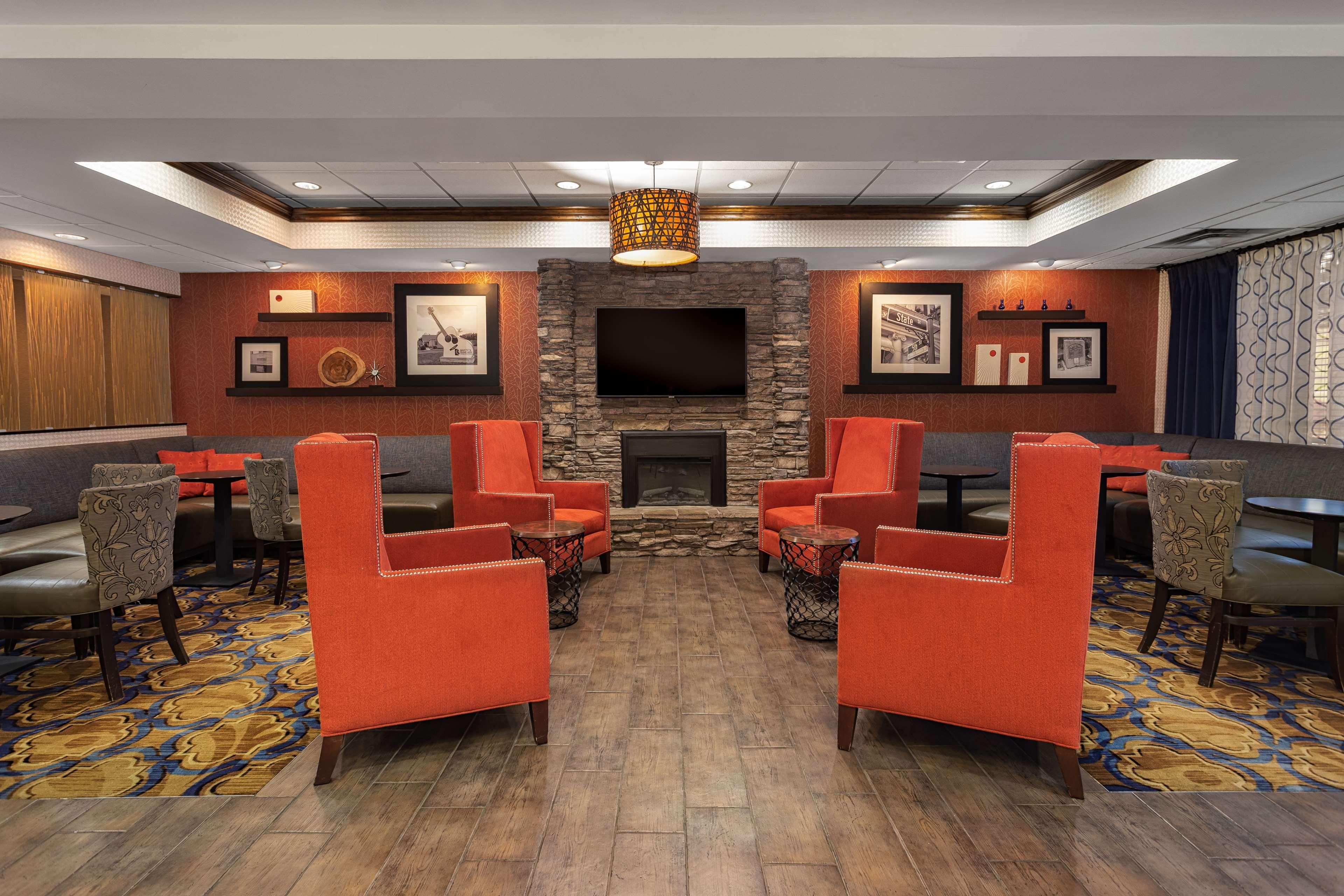 Hampton Inn Bristol Dış mekan fotoğraf