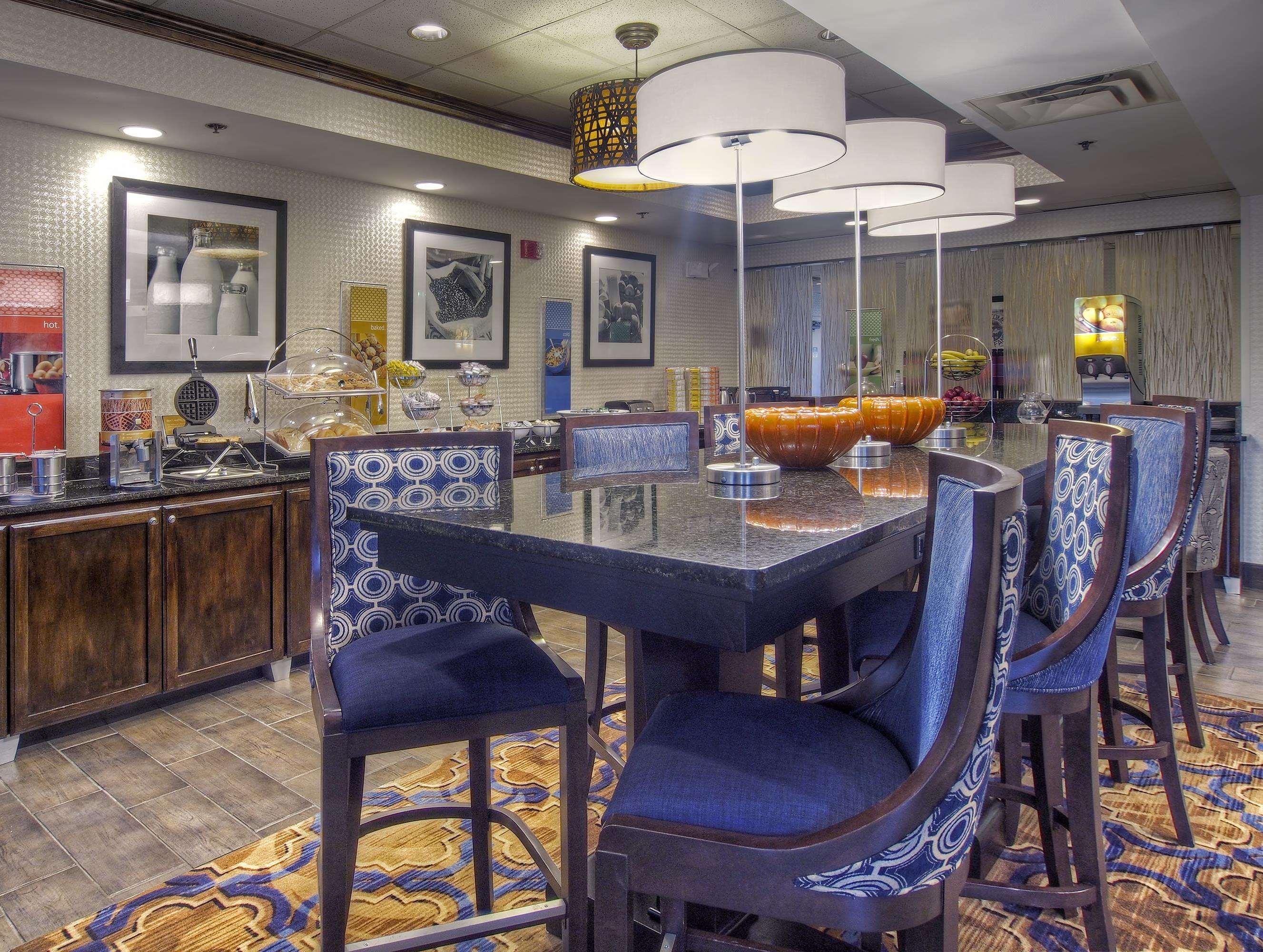 Hampton Inn Bristol Dış mekan fotoğraf