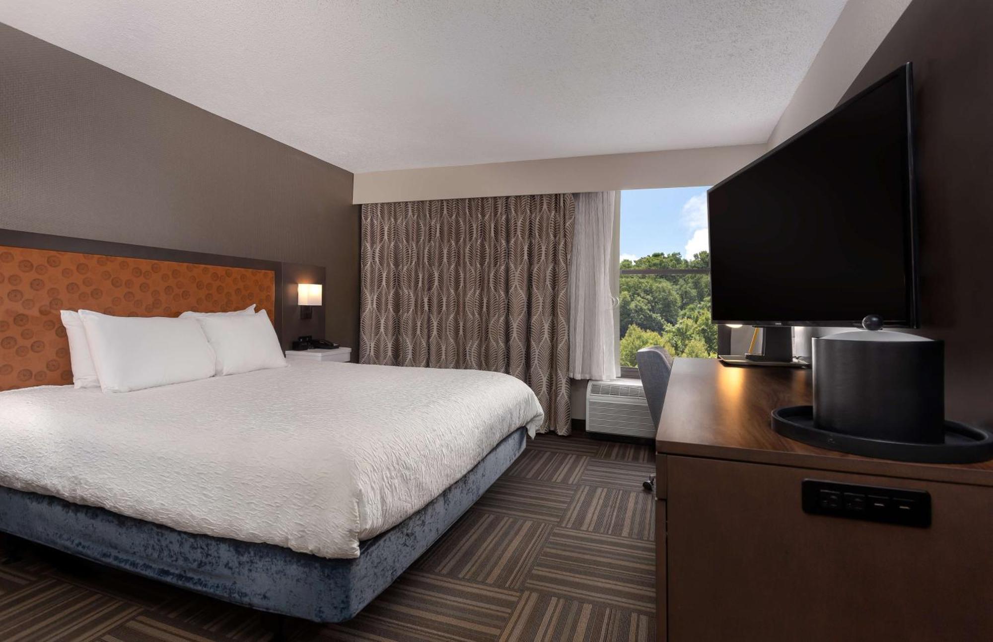 Hampton Inn Bristol Dış mekan fotoğraf